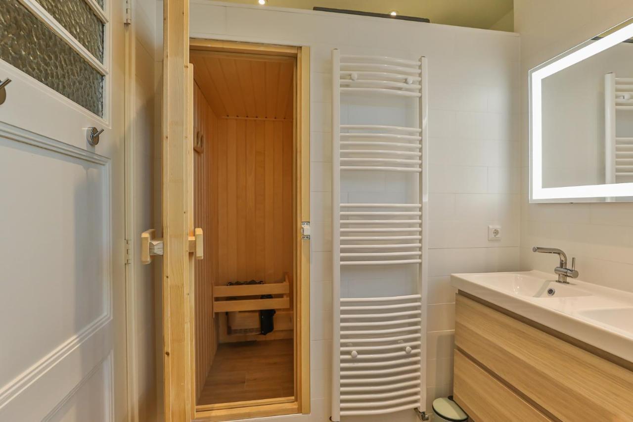 Church conversion for a unique stay&experience Rinsumageest Extérieur photo